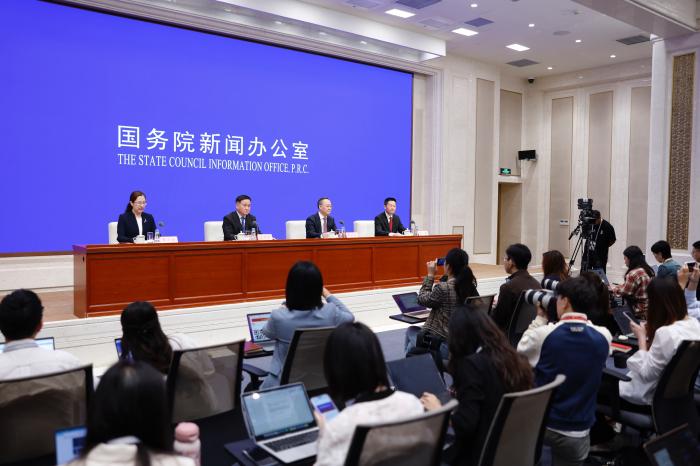 央行：创设新的货币政策工具支持股票市场稳定发展