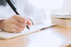 高途：去年净亏损超10亿元，对人工智能的投资将集中在应用和解决方案上