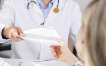 如何应对2025年执业药师考试大纲改革？