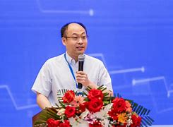 马琰铭同志任浙江大学校长