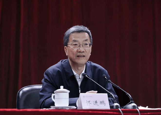 怀进鹏：加大涉外人才培养力度，高效优化学科布局和专业建设